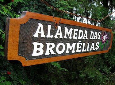 Placa Entalhada - Alameda das Bromélias