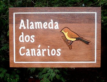 Placa Entalhada - Alameda dos Canários