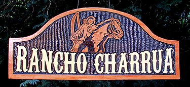 Placa Entalhada - Rancho Charrua