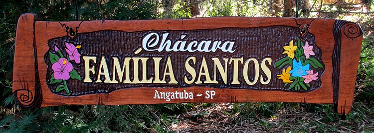 Placa Entalhada - Chácara Família Santos - Angatuba-SP
