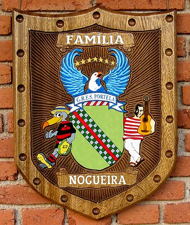 Placa Entalhada - Brasão da Família Nogueira - Especial