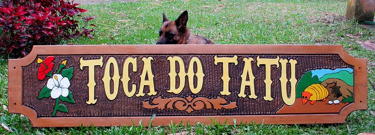 Placa Entalhada - Toca do Tatu