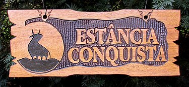 Placa Entalhada - Estância Conquista