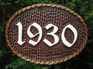 Placa Entalhada - Número 1930