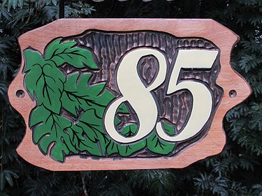 Placa Entalhada - Número 85