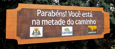 Placa Entalhada - Parabéns Você Está Na Metade
