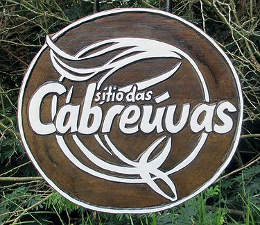 Placa Entalhada - Sítio das Cabreúvas