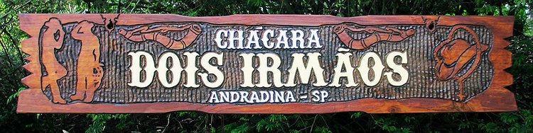 Placa Entalhada - Chácara Dois Irmãos