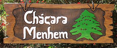 Placa Entalhada - Chácara Menhem