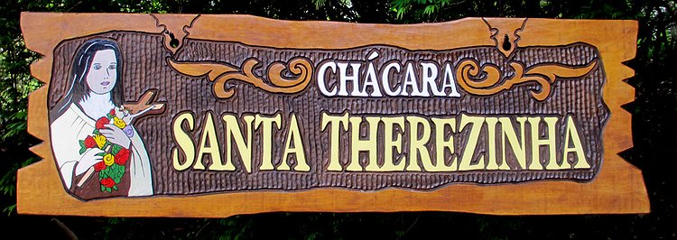 Placa Entalhada - Chácara Santa Therezinha