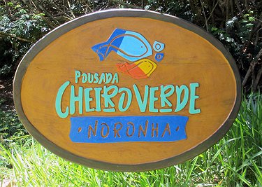 Placa Entalhada - Pousada Cheiro Verde