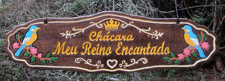Placa Entalhada - Chácara Meu Reino Encantado