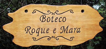 Placa Entalhada - Boteco Roque e Mara