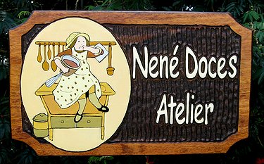 Placa Entalhada - Nené Doces Atelier