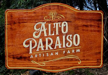 Placa Entalhada - Alto Paraíso - Artesan Farm