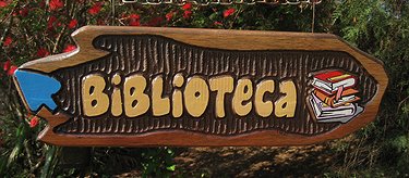 Placa Entalhada - Biblioteca