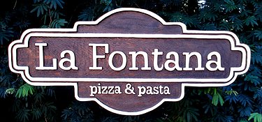 Placa Entalhada - La Fontana Pizza e Pasta
